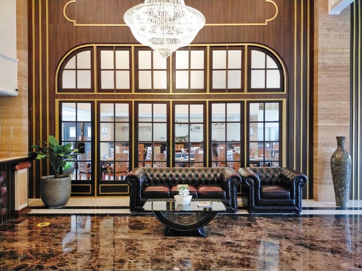 D'Senopati Malioboro Grand Hotel Γιογκιακάρτα Εξωτερικό φωτογραφία