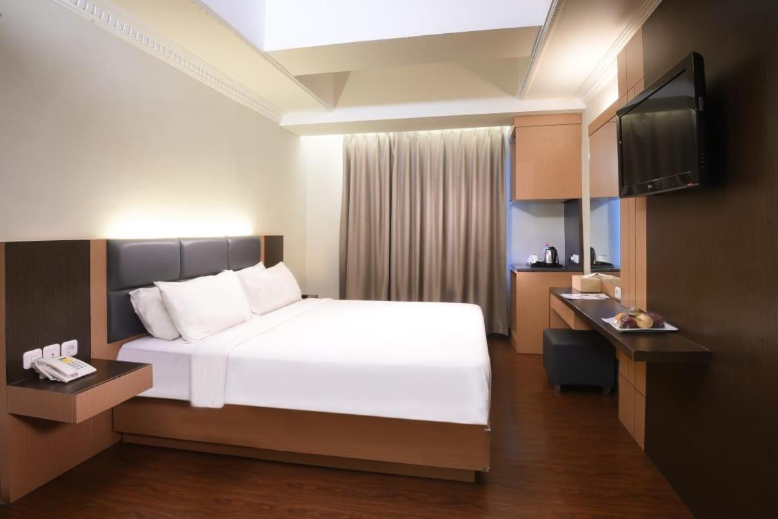 D'Senopati Malioboro Grand Hotel Γιογκιακάρτα Εξωτερικό φωτογραφία
