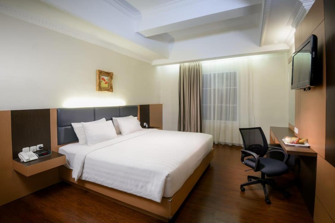 D'Senopati Malioboro Grand Hotel Γιογκιακάρτα Εξωτερικό φωτογραφία