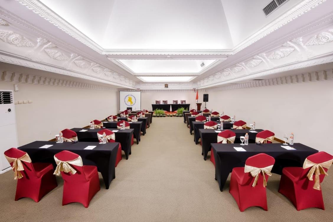D'Senopati Malioboro Grand Hotel Γιογκιακάρτα Εξωτερικό φωτογραφία
