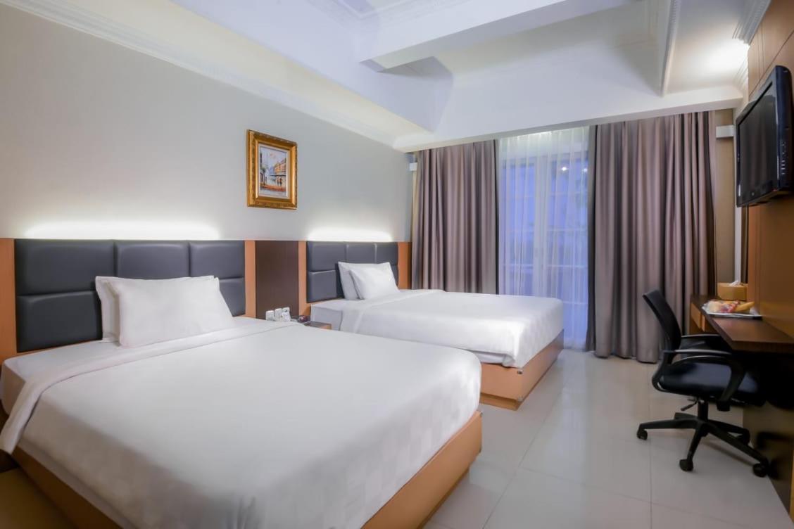 D'Senopati Malioboro Grand Hotel Γιογκιακάρτα Εξωτερικό φωτογραφία