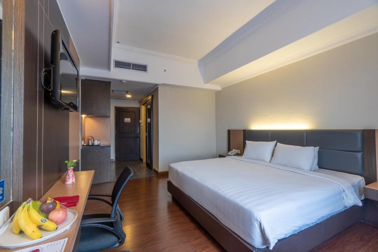 D'Senopati Malioboro Grand Hotel Γιογκιακάρτα Εξωτερικό φωτογραφία