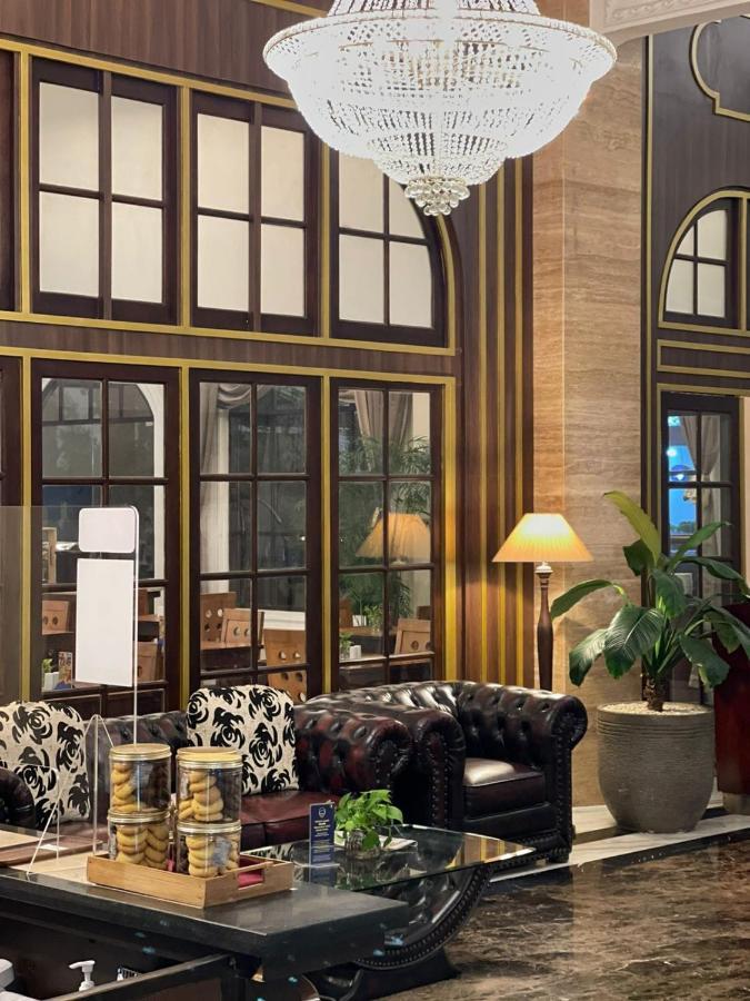 D'Senopati Malioboro Grand Hotel Γιογκιακάρτα Εξωτερικό φωτογραφία