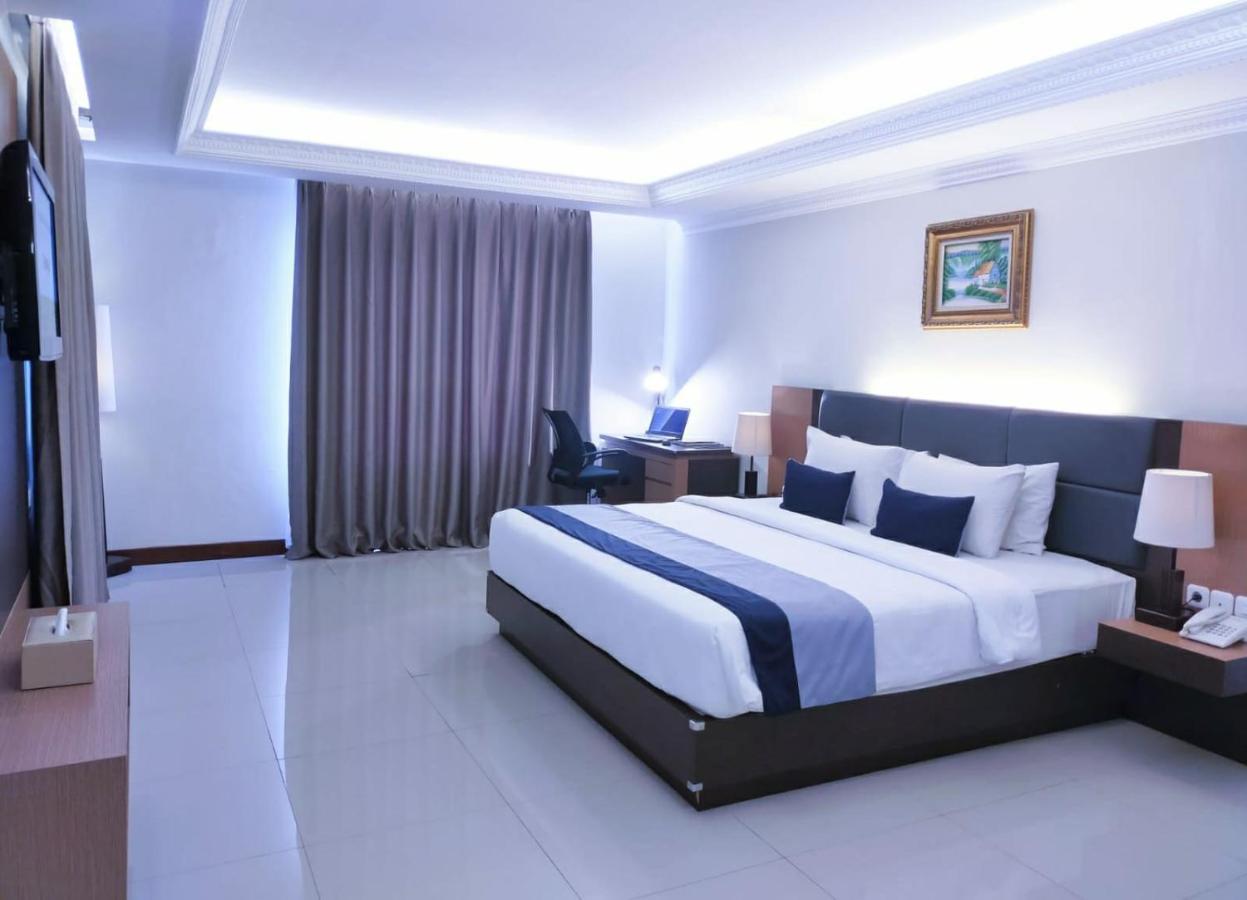 D'Senopati Malioboro Grand Hotel Γιογκιακάρτα Εξωτερικό φωτογραφία