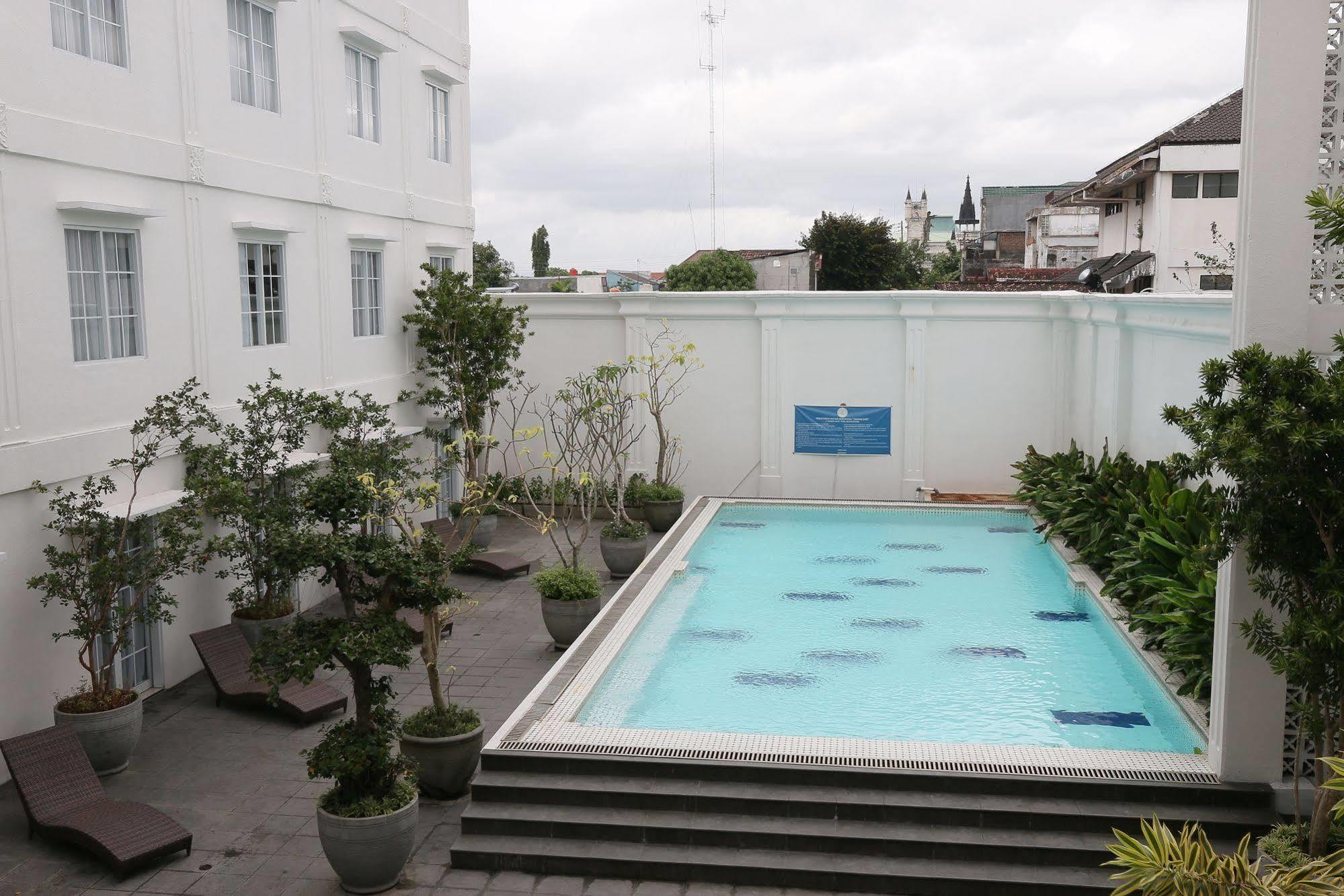 D'Senopati Malioboro Grand Hotel Γιογκιακάρτα Εξωτερικό φωτογραφία