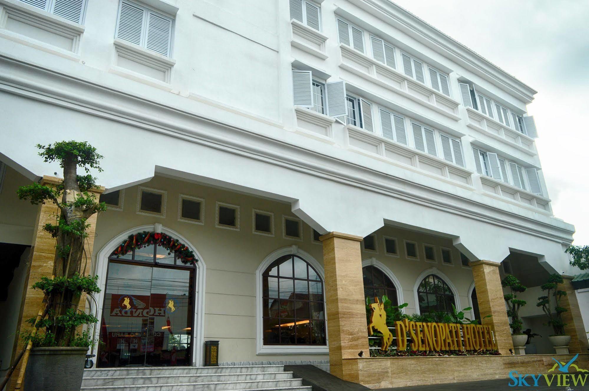 D'Senopati Malioboro Grand Hotel Γιογκιακάρτα Εξωτερικό φωτογραφία