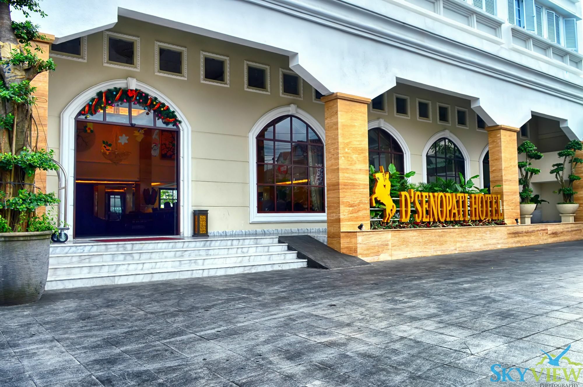 D'Senopati Malioboro Grand Hotel Γιογκιακάρτα Εξωτερικό φωτογραφία